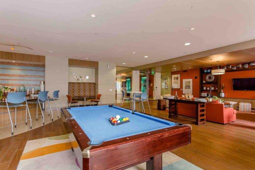 Luxe Apt With Pool, Gym, Wi-Fi, Pets Allowed Apartment Houston Luaran gambar